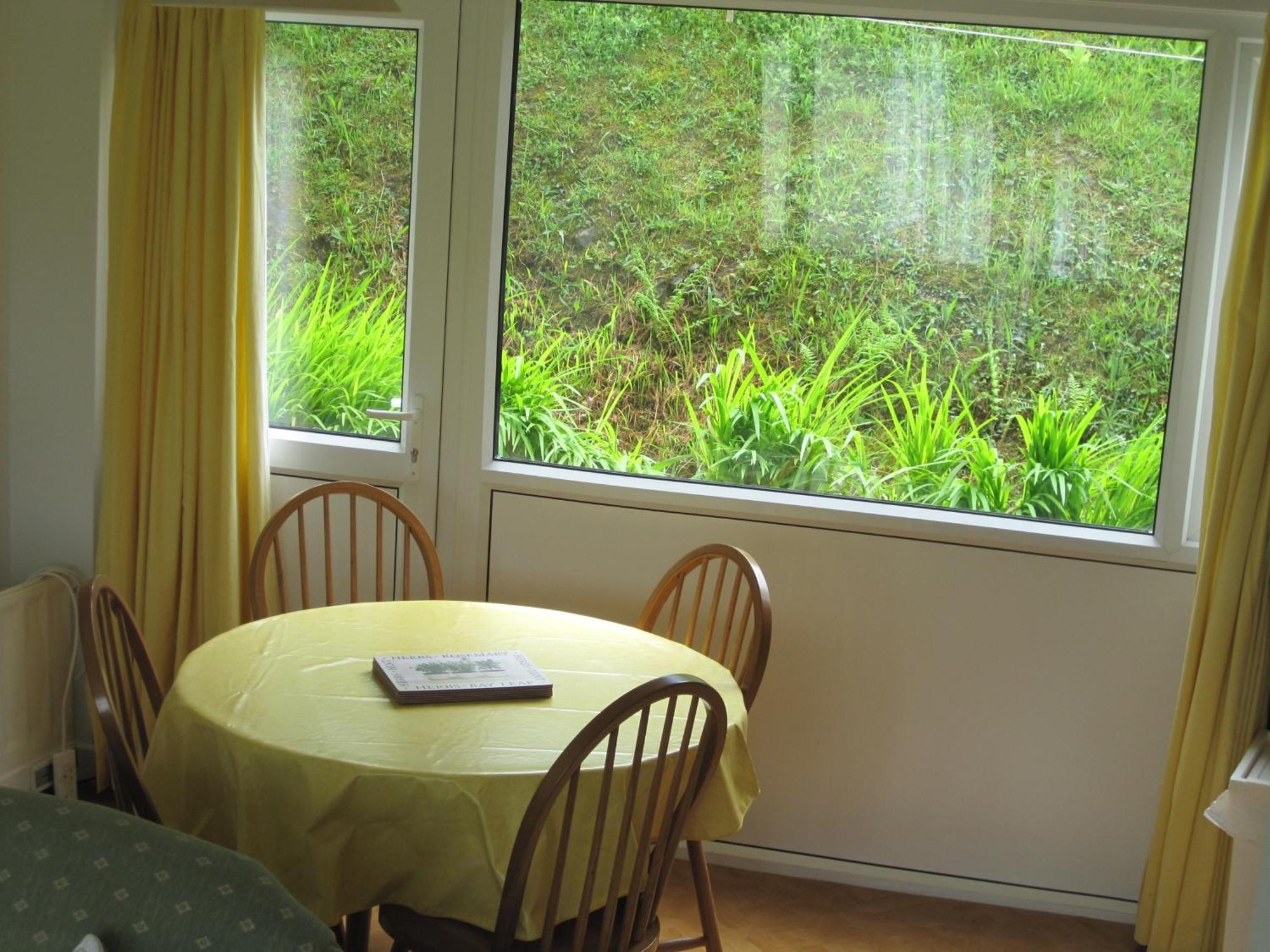 Freshwater Bay Holiday Cottages Pembroke Bilik gambar